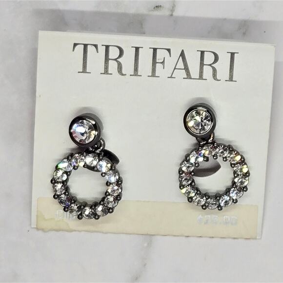 NWT Trifari Black & Clear Gem Circle Clip-On Earrings - Picture 7 of 10
